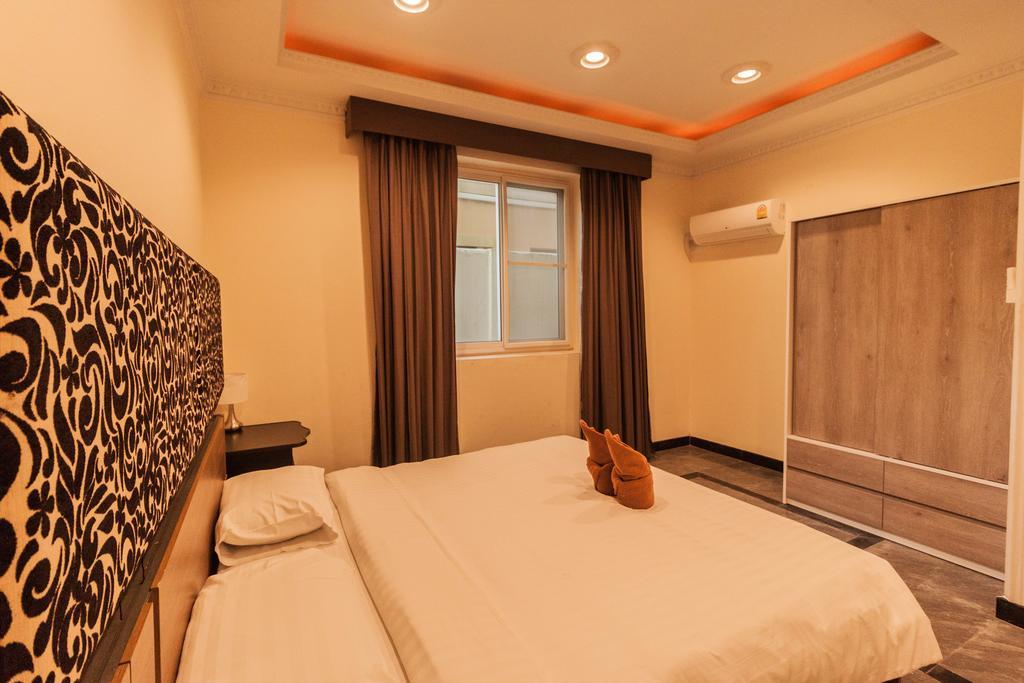 Jomtien Palace Pool Villa By Pattaya Sunny Rentals Ban Nong Tabaek Exterior photo