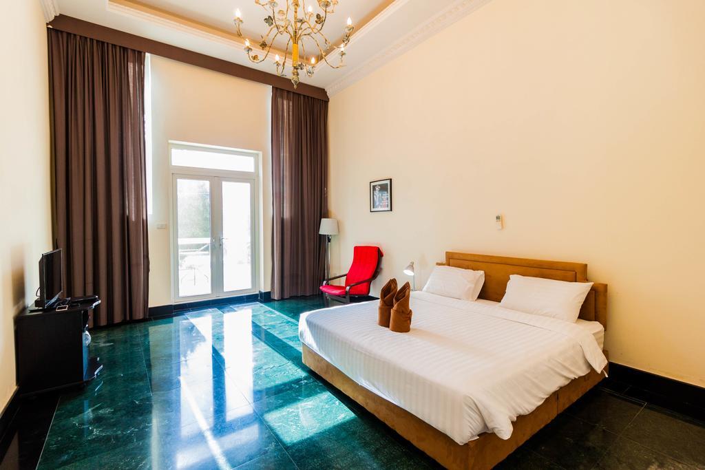 Jomtien Palace Pool Villa By Pattaya Sunny Rentals Ban Nong Tabaek Exterior photo