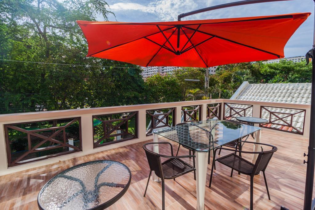 Jomtien Palace Pool Villa By Pattaya Sunny Rentals Ban Nong Tabaek Exterior photo