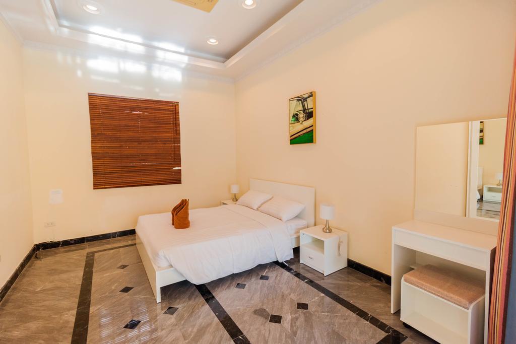 Jomtien Palace Pool Villa By Pattaya Sunny Rentals Ban Nong Tabaek Exterior photo