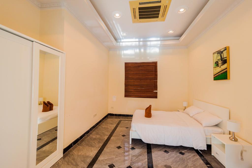 Jomtien Palace Pool Villa By Pattaya Sunny Rentals Ban Nong Tabaek Exterior photo